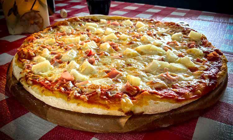 Pizza Hawaiana